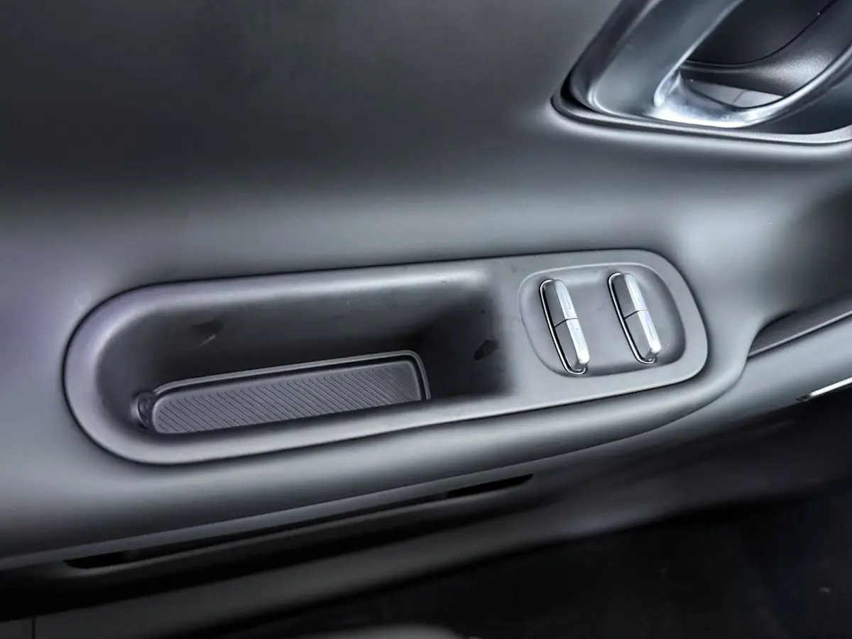 ProMax Design 53 kWh | Carplay | Adaptieve Cruise Control | Keyless | Led-verlichting | 18" Lichtmetalen Velgen | Parkeersensoren voor & achter | Rondomzicht camera