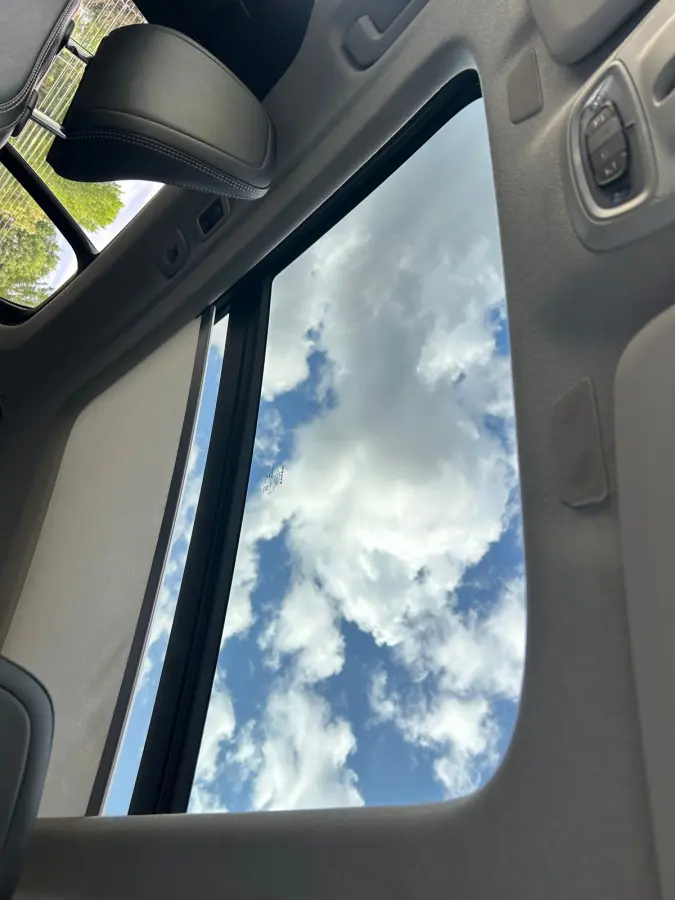 2.0 T5 AWD Intro Edition | Pano | Trekhaak | Pilot Assist | Harman/Kardon | Memory | 360 camera |