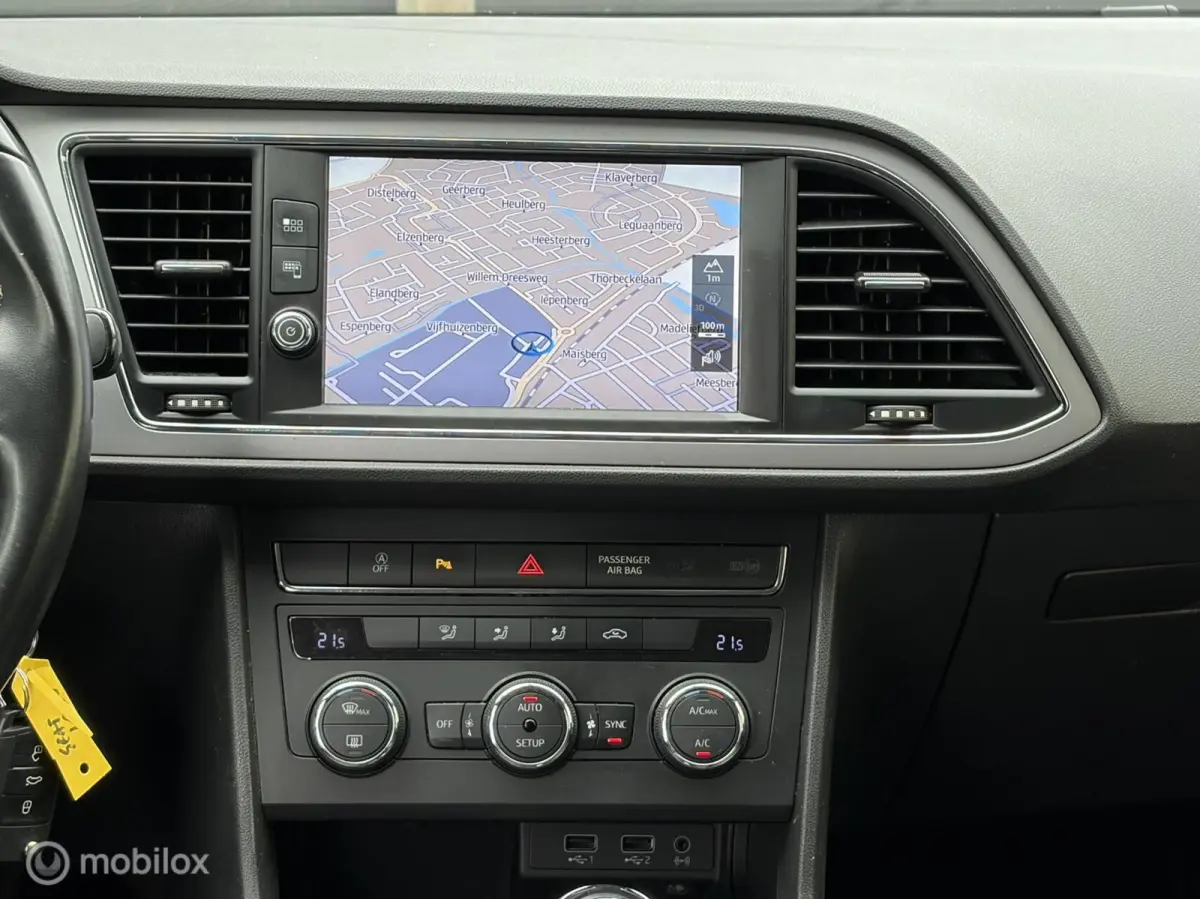 1.0 TSI 115 PK Style Bus. LED koplampen / FM nav / Carplay