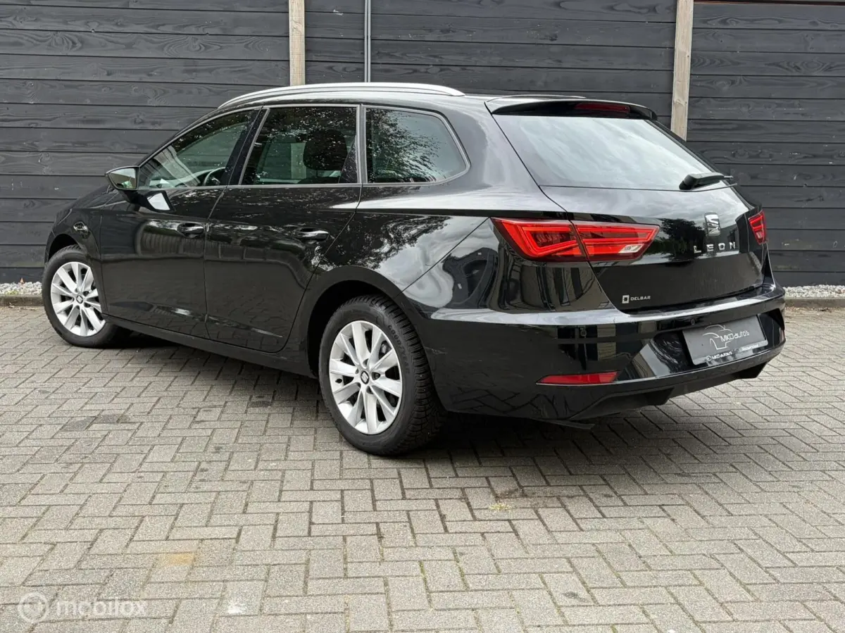 1.0 TSI 115 PK Style Bus. LED koplampen / FM nav / Carplay
