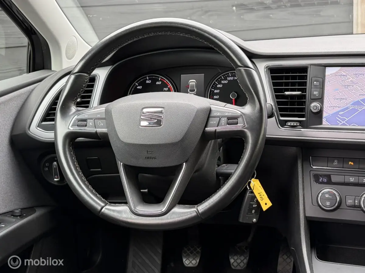 1.0 TSI 115 PK Style Bus. LED koplampen / FM nav / Carplay