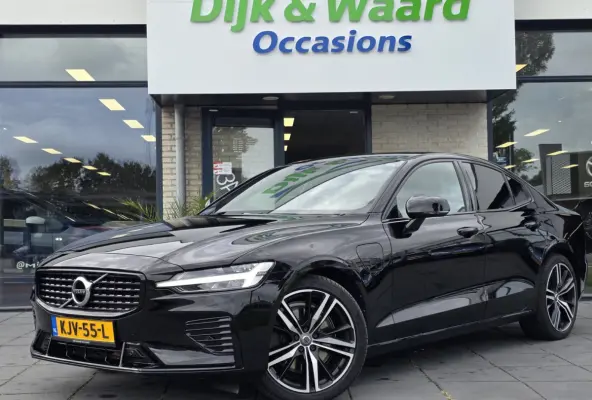 2.0 Recharge T8 AWD R-Design Plug-in hybrid – 390 pk – Pano – Leder
