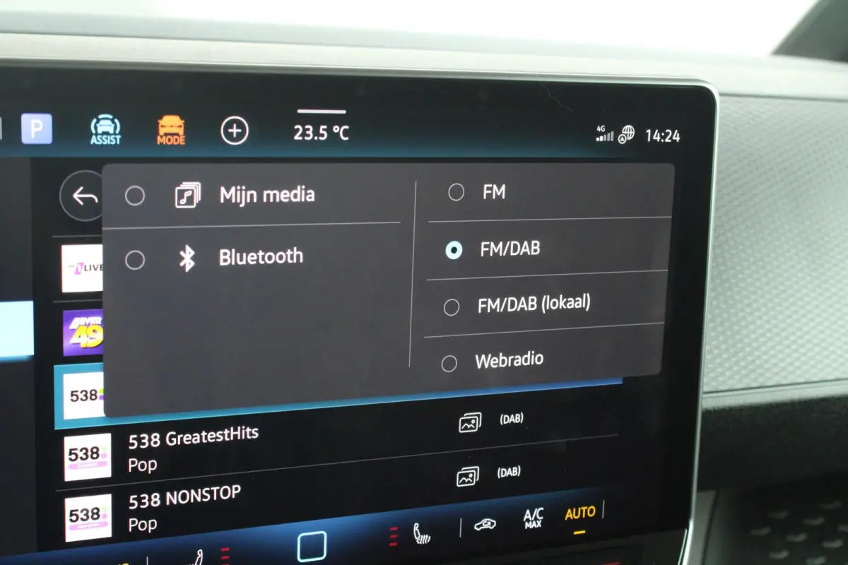 286pk 79 kWh | 20" Velgen | Trekhaak | Assistentie Pakket