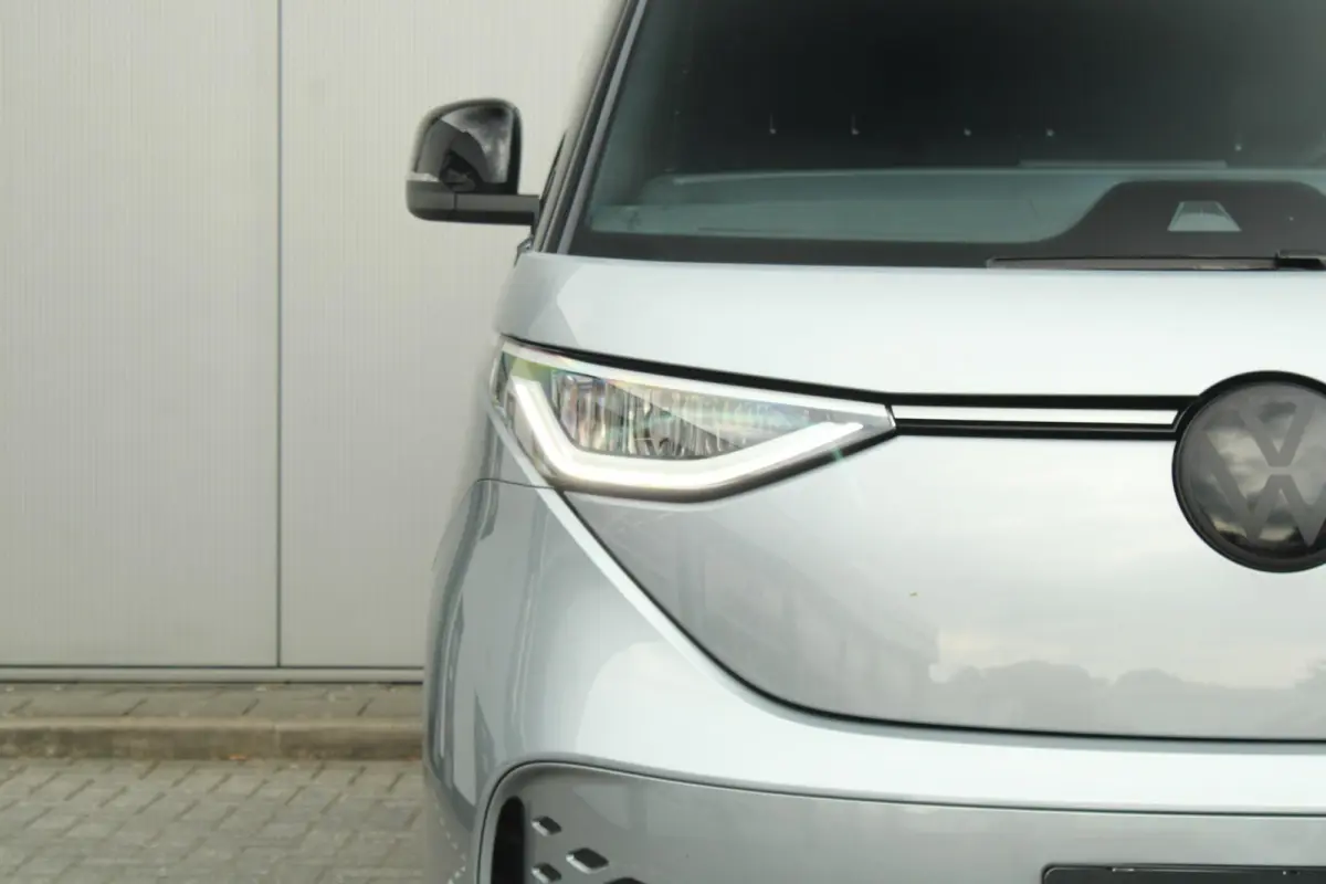 286pk 79 kWh | 20" Velgen | Trekhaak | Assistentie Pakket