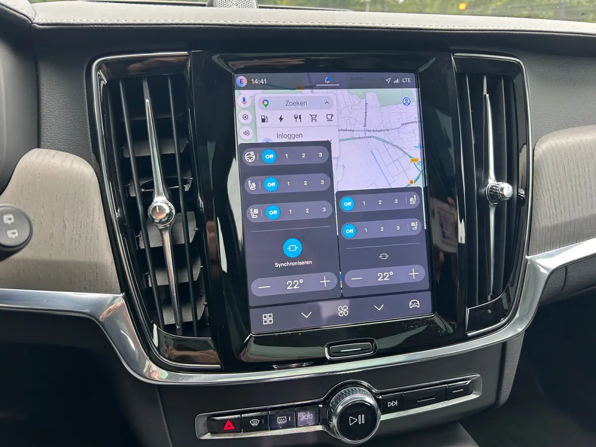 2.0 T8 Plug-in hybrid AWD Ultra Dark | Luchtvering | Massage | Bowers&Wilkins | SoH97% | HU-Display |