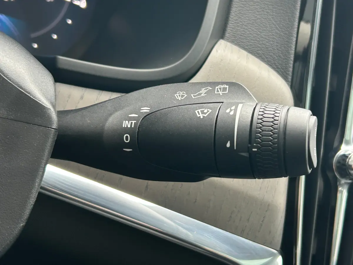 2.0 T8 Plug-in hybrid AWD Ultra Dark | Luchtvering | Massage | Bowers&Wilkins | SoH97% | HU-Display |