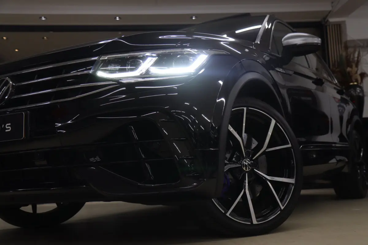 2.0 TSI R 75 Edition 4Motion PANO/AKRA/HUD/HARMANKARDON/BOMVOL