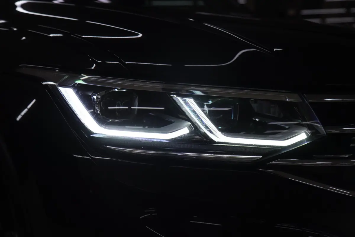 2.0 TSI R 75 Edition 4Motion PANO/AKRA/HUD/HARMANKARDON/BOMVOL