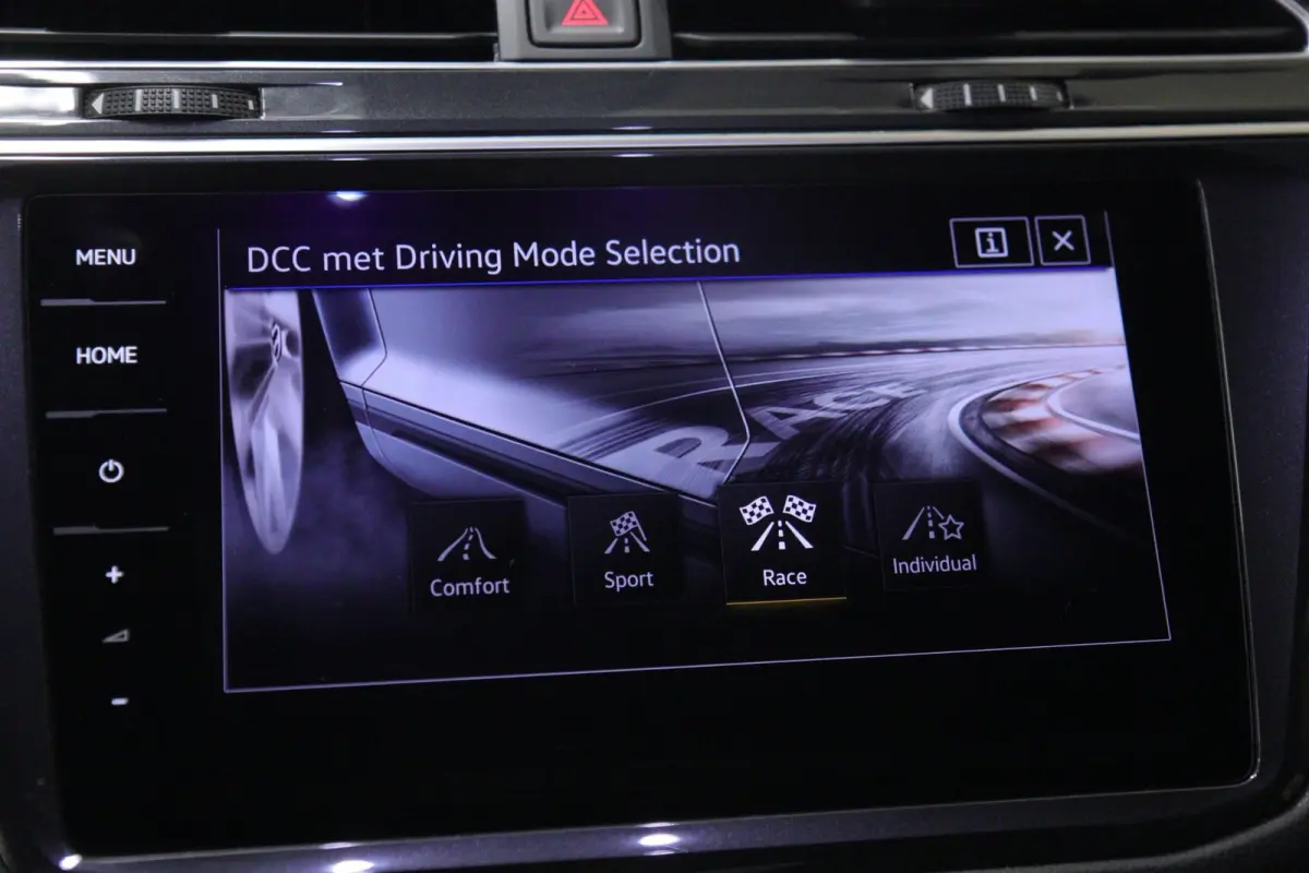 2.0 TSI R 75 Edition 4Motion PANO/AKRA/HUD/HARMANKARDON/BOMVOL