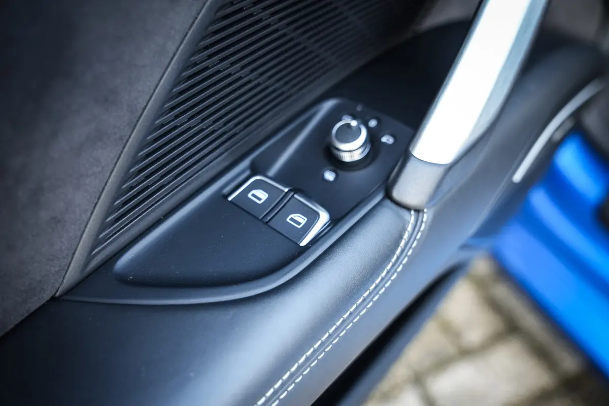 2.0 TFSI Competition | Virtual Dashboard | Leder/Alcantara | Metallic Lak | LED | Stoelverwarming | Clima | CC |