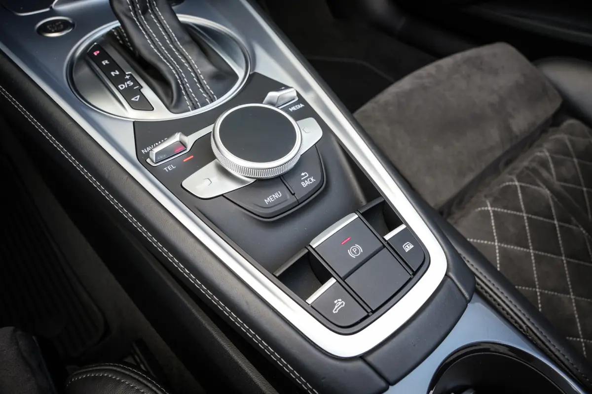 2.0 TFSI Competition | Virtual Dashboard | Leder/Alcantara | Metallic Lak | LED | Stoelverwarming | Clima | CC |