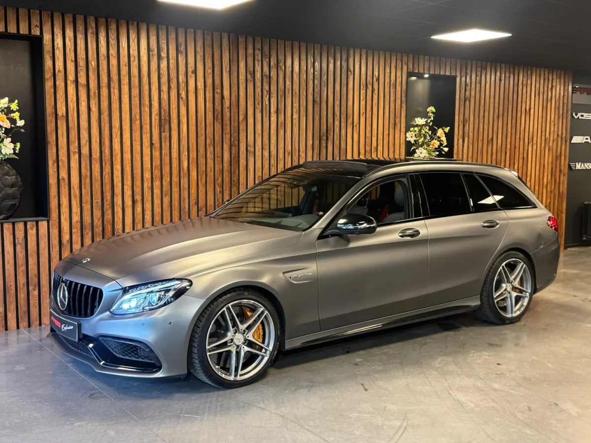 AMG 63 S / Keramisch / Burmester / Pano / Magno / 360 Camera / Memory