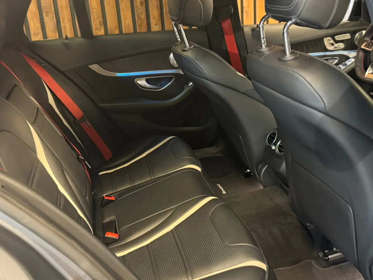 AMG 63 S / Keramisch / Burmester / Pano / Magno / 360 Camera / Memory