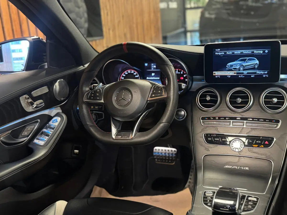 AMG 63 S / Keramisch / Burmester / Pano / Magno / 360 Camera / Memory