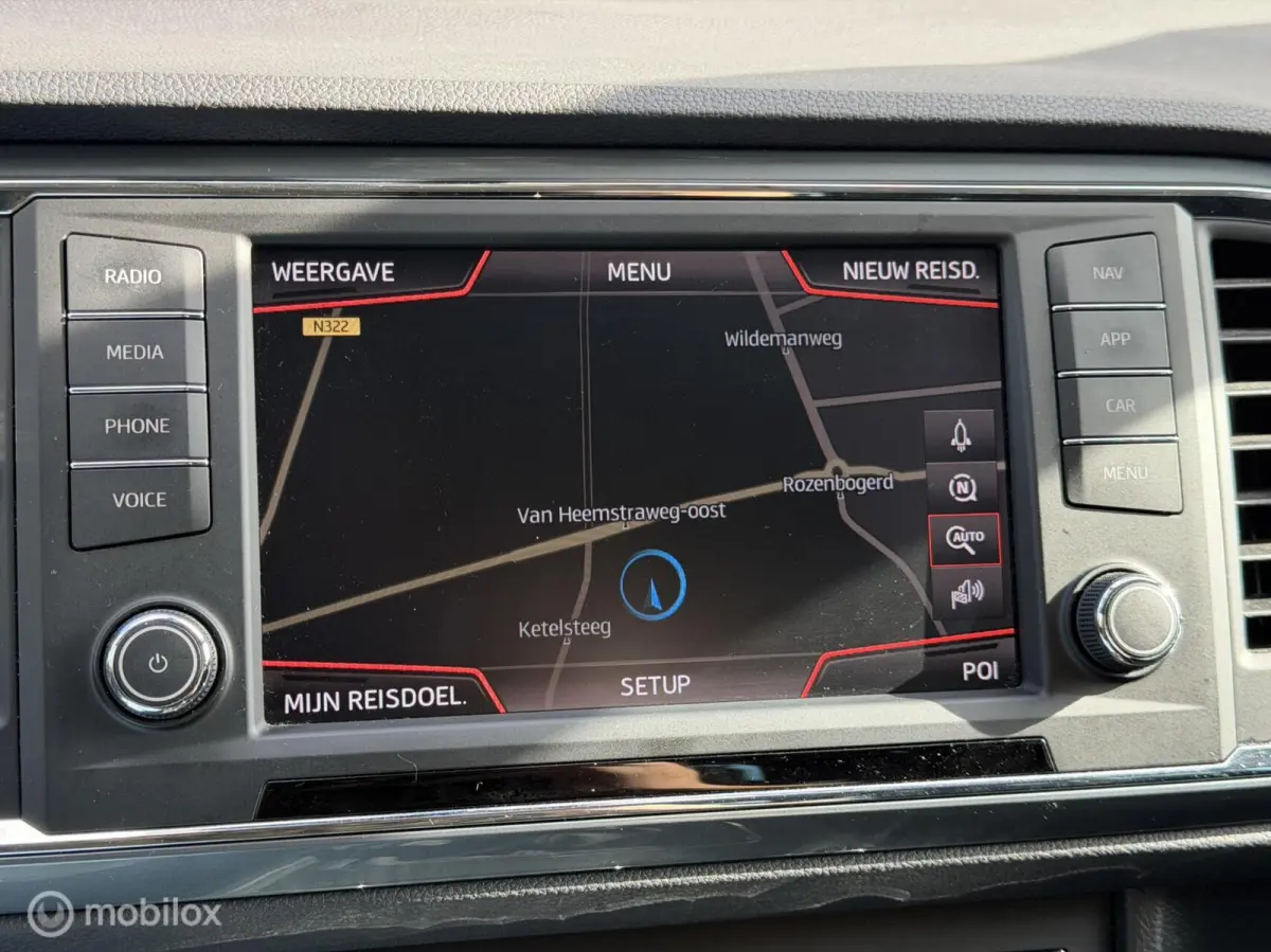1.5 TSI Style Business Intense CarPlay Camera DAB+