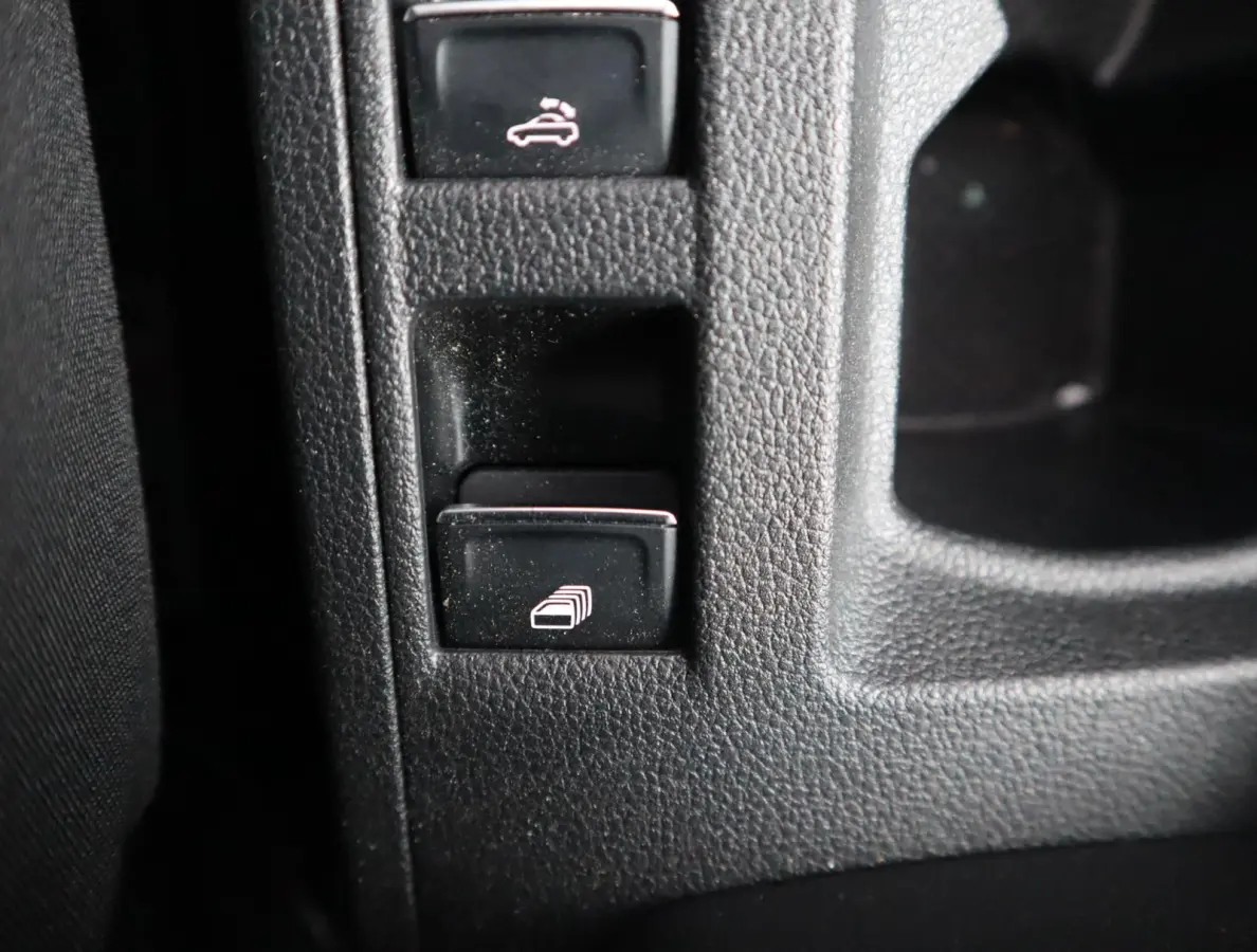 1.5 TSI R-Line | R sportstoelen | Stoelverwarming | Automaat