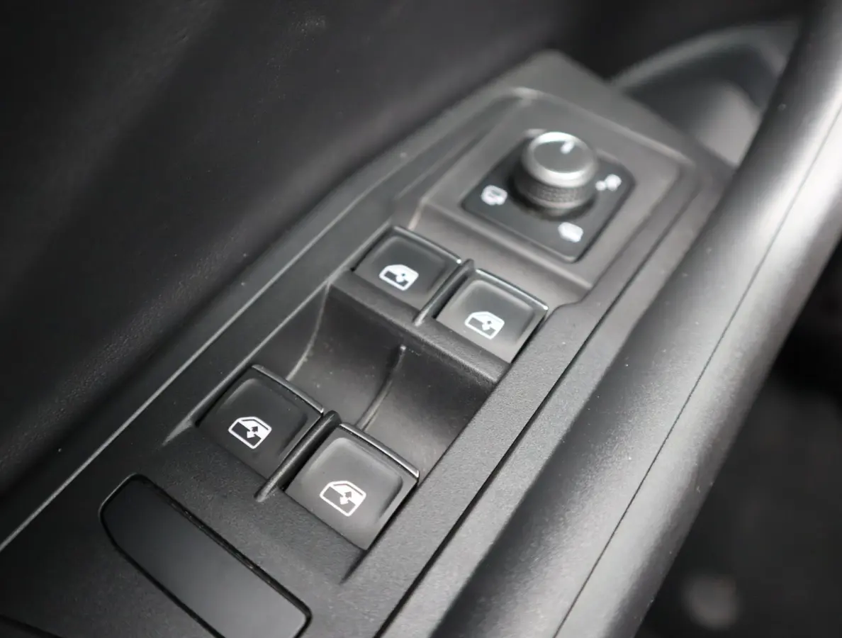 1.5 TSI R-Line | R sportstoelen | Stoelverwarming | Automaat