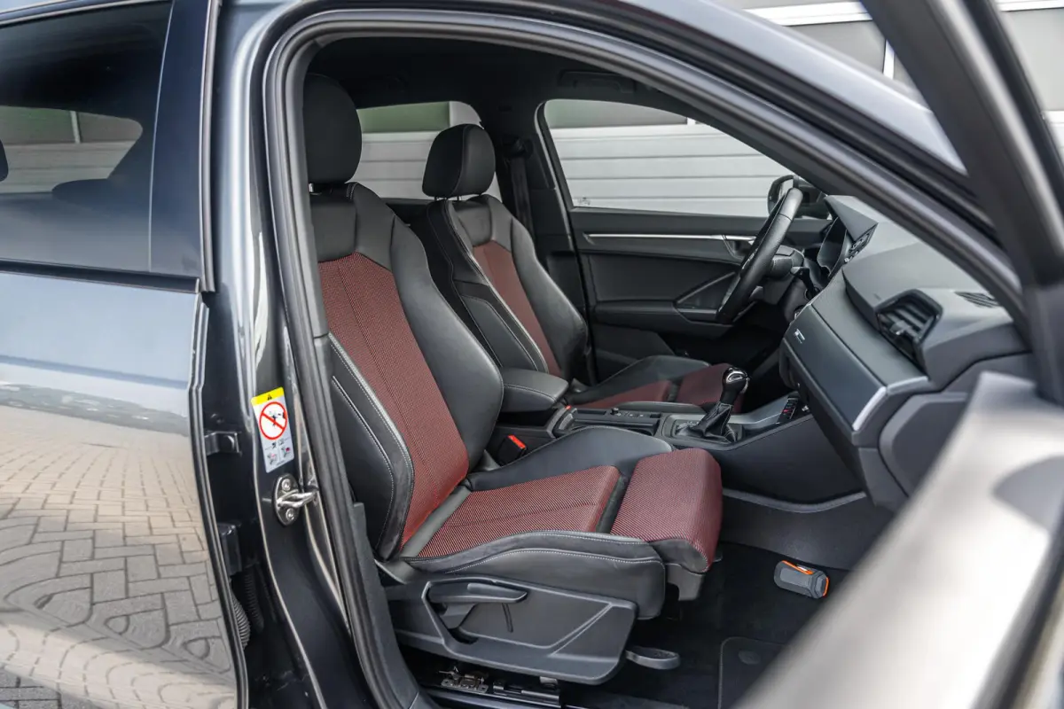 35 TFSI 150pk S-tronic S edition | Stoelverwarming | Adaptive Cruise Control | 19" Velgen