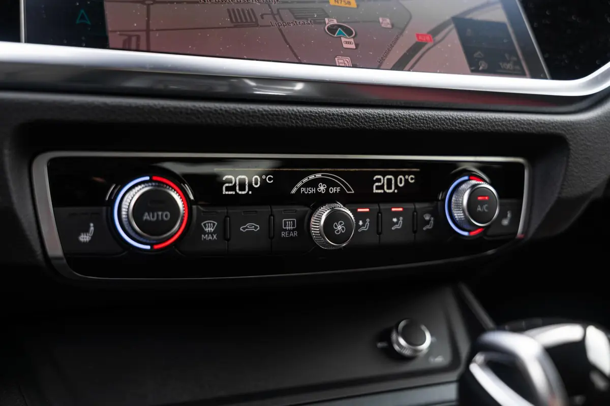 35 TFSI 150pk S-tronic S edition | Stoelverwarming | Adaptive Cruise Control | 19" Velgen