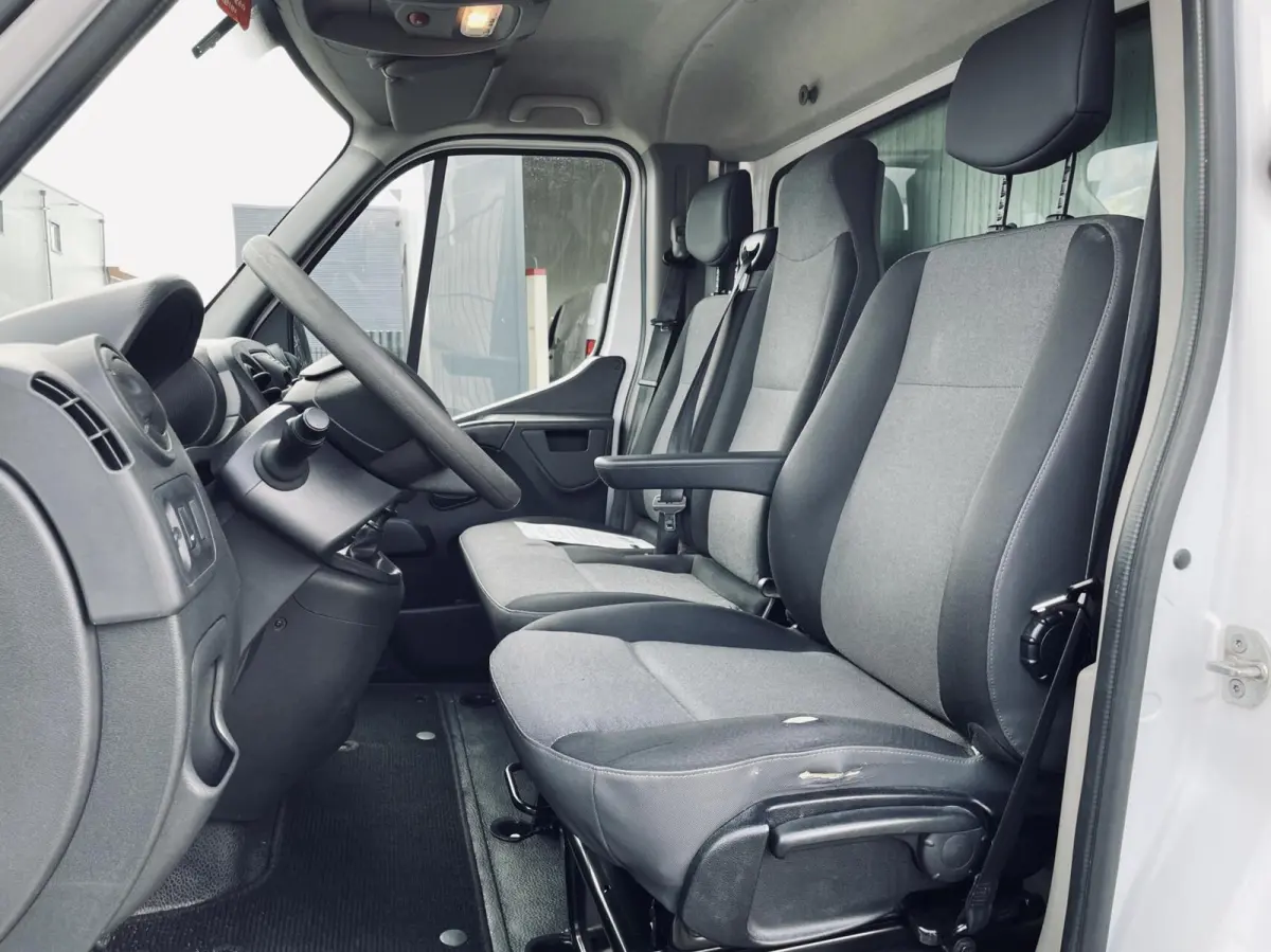 bestel EURO 6 T35 2.3 dCi L3H2