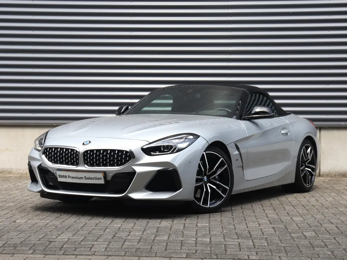 sDrive30i | High Executive | M Sportpakket | Head-Up | Adaptive Cruise Control | M Sportdifferentieel | Harman Kardon | Elektr. Stoelen | Comfort Access | 19'' LMV