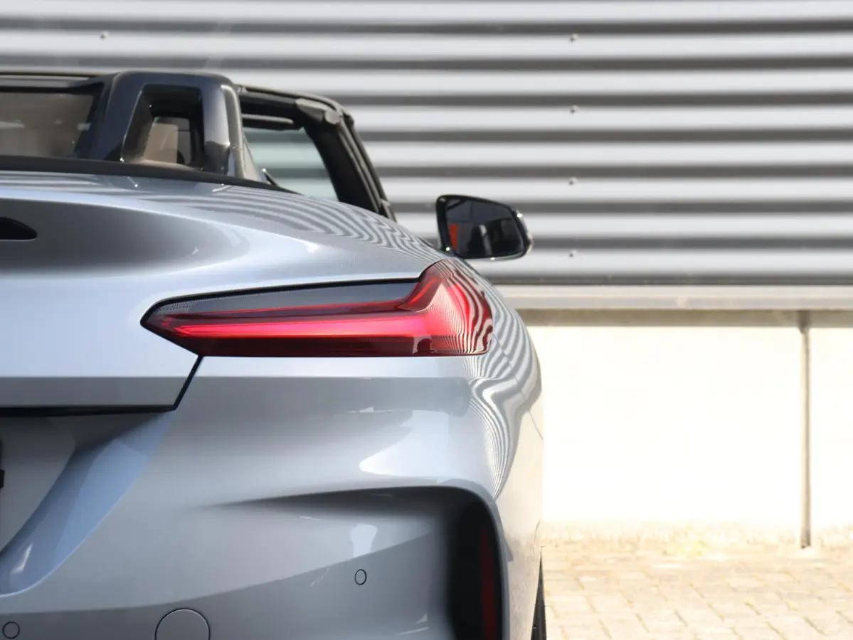 sDrive30i | High Executive | M Sportpakket | Head-Up | Adaptive Cruise Control | M Sportdifferentieel | Harman Kardon | Elektr. Stoelen | Comfort Access | 19'' LMV