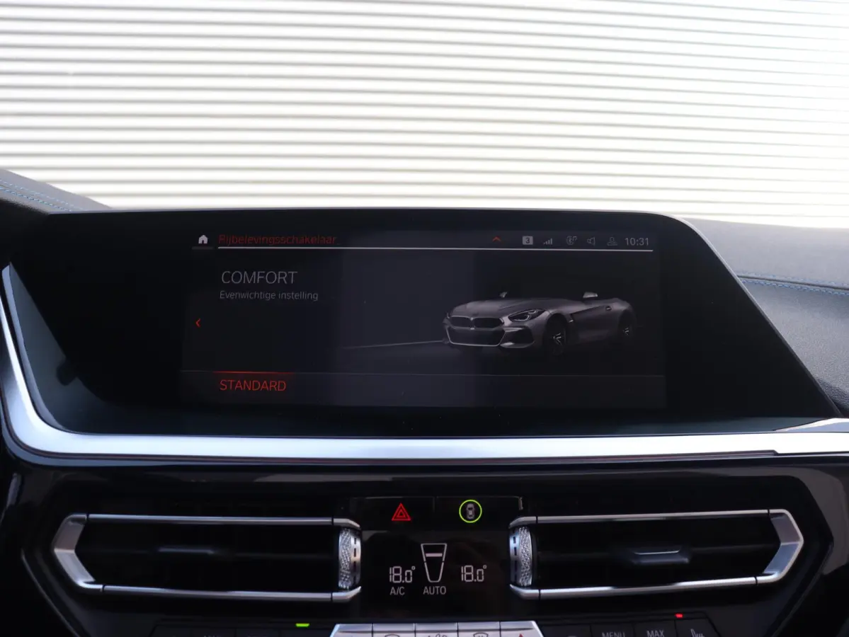 sDrive30i | High Executive | M Sportpakket | Head-Up | Adaptive Cruise Control | M Sportdifferentieel | Harman Kardon | Elektr. Stoelen | Comfort Access | 19'' LMV