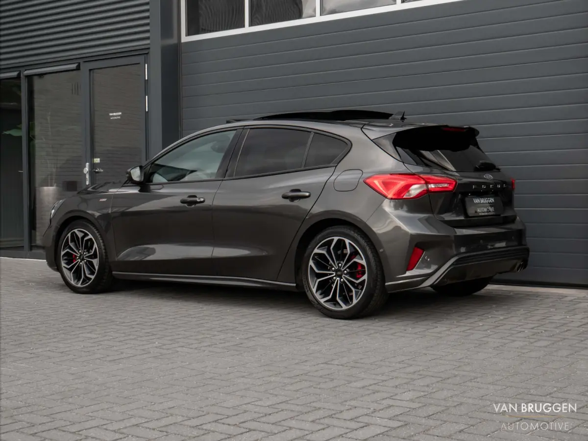1.0 EcoBoost ST Line Pano B&O