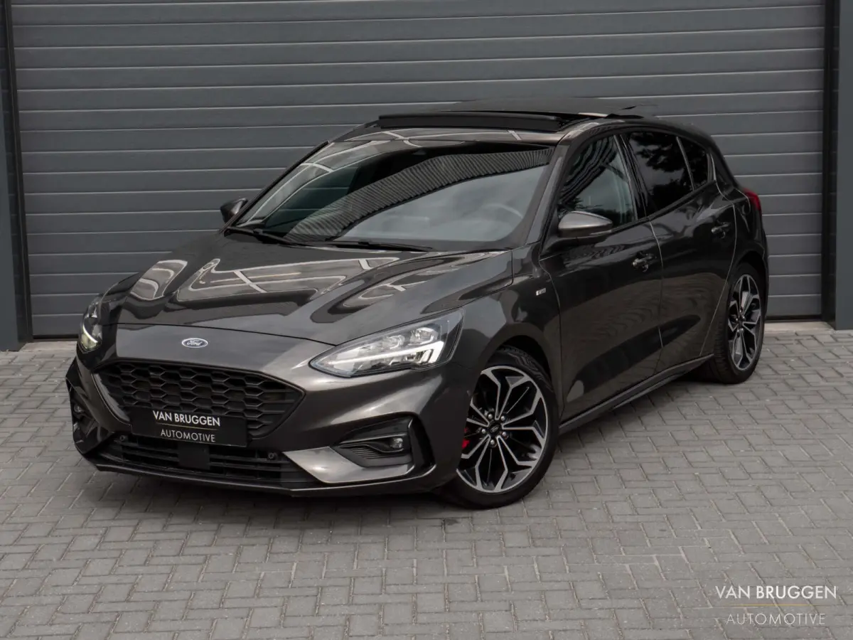 1.0 EcoBoost ST Line Pano B&O