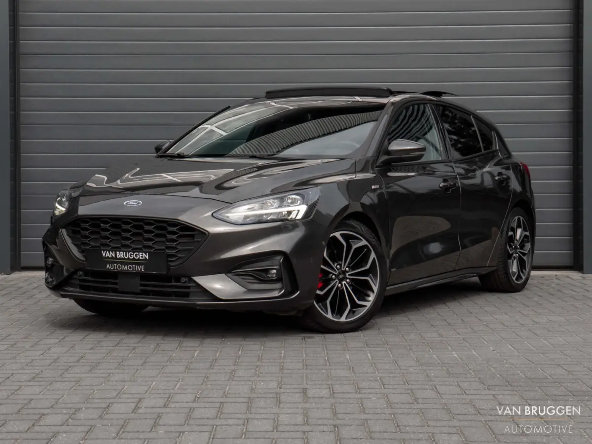 1.0 EcoBoost ST Line Pano B&O