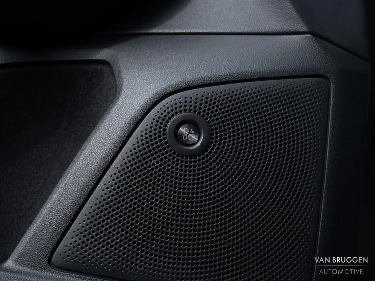 1.0 EcoBoost ST Line Pano B&O