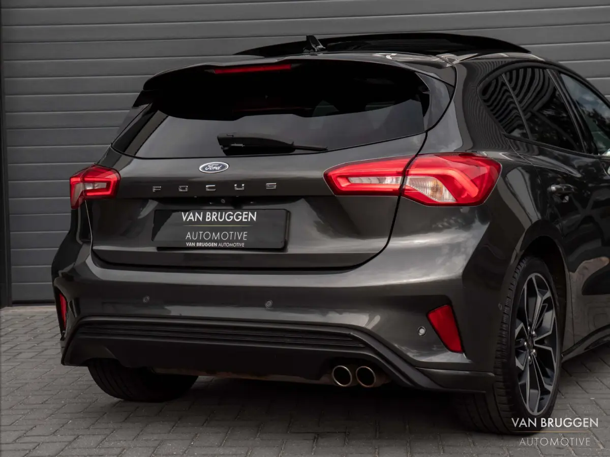 1.0 EcoBoost ST Line Pano B&O