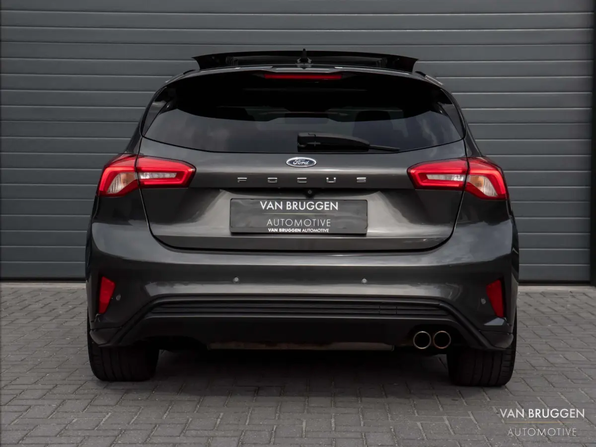 1.0 EcoBoost ST Line Pano B&O