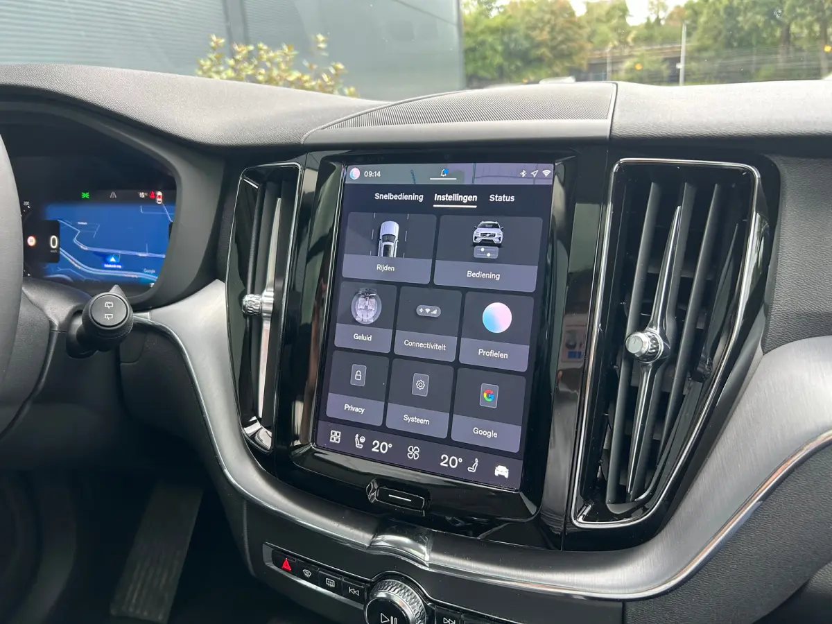 2.0 T6 Long Range AWD Inscription | Luchtvering | Trekhaak | SoH 97% | HU-Display | 360 camera | Stoel & stuurverwarming |