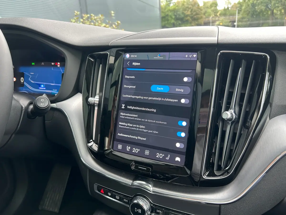 2.0 T6 Long Range AWD Inscription | Luchtvering | Trekhaak | SoH 97% | HU-Display | 360 camera | Stoel & stuurverwarming |