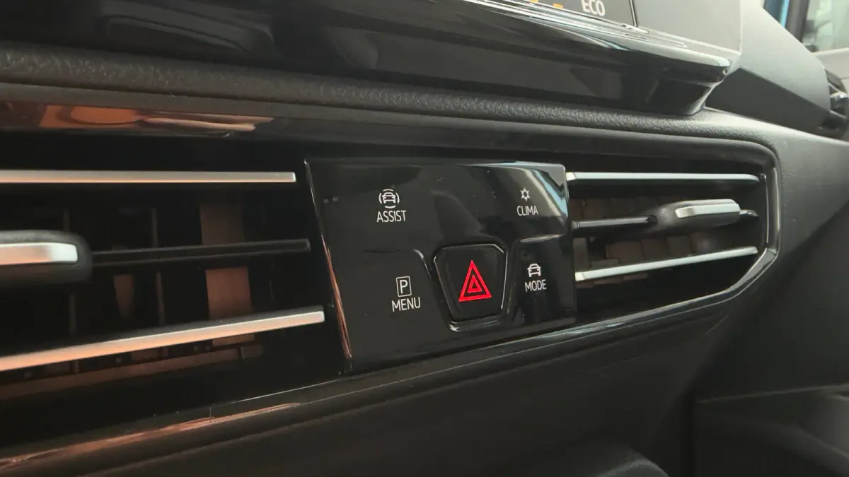 Maxi Style 1.5 eHybrid | Trekhaak voorbereiding | 7-Zits | 4-Seizoenen banden | App Connect