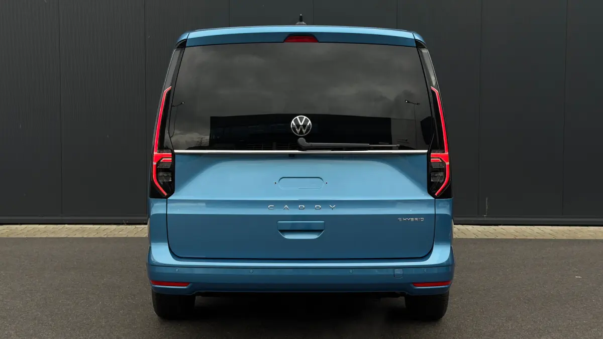 Maxi Style 1.5 eHybrid | Trekhaak voorbereiding | 7-Zits | 4-Seizoenen banden | App Connect