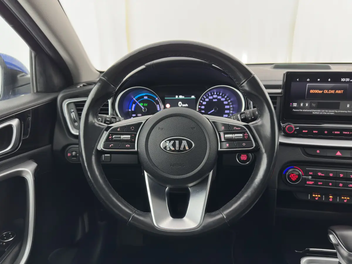 1.6 GDi PHEV DynamicPlusLine (Plug-In) {SoH-97%} (INCL-BTW ) Aut.*LEATHER-FABRIC | FULL-LED | KEYLESS | NAVI-FULLMAP | HEATED-SPORTSEATS | CAMERA | DAB | LANE-ASSIST | ADAPT.CRUISE | PRIVACY