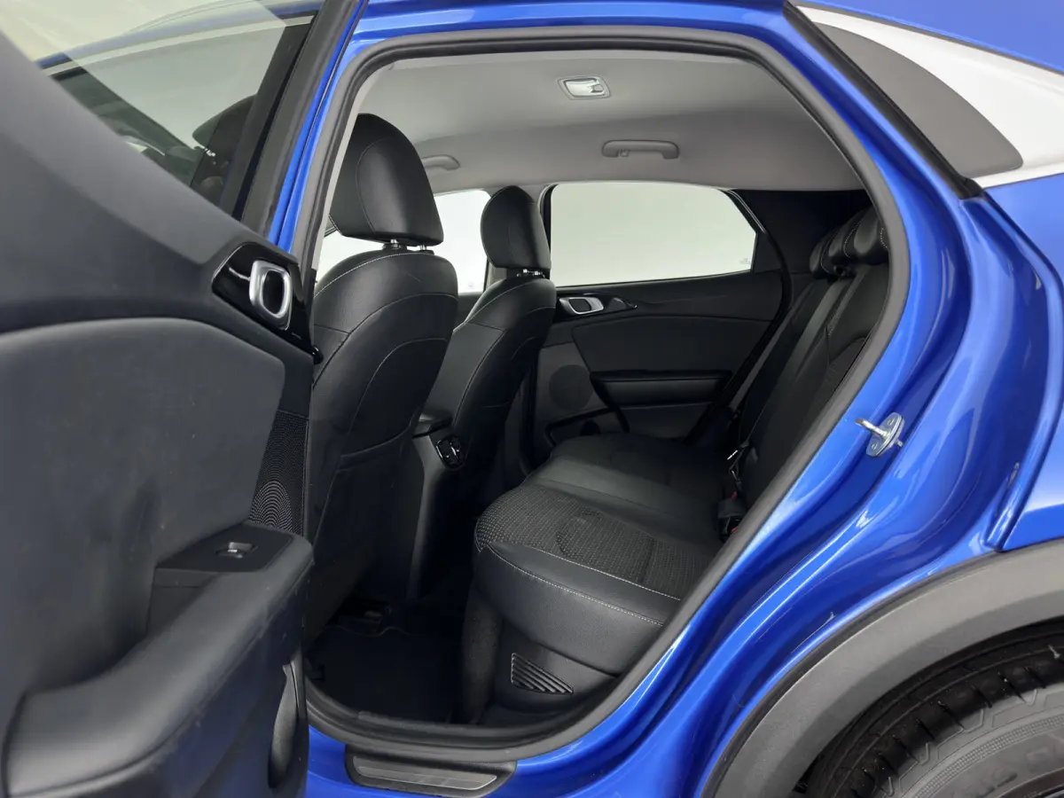 1.6 GDi PHEV DynamicPlusLine (Plug-In) {SoH-97%} (INCL-BTW ) Aut.*LEATHER-FABRIC | FULL-LED | KEYLESS | NAVI-FULLMAP | HEATED-SPORTSEATS | CAMERA | DAB | LANE-ASSIST | ADAPT.CRUISE | PRIVACY