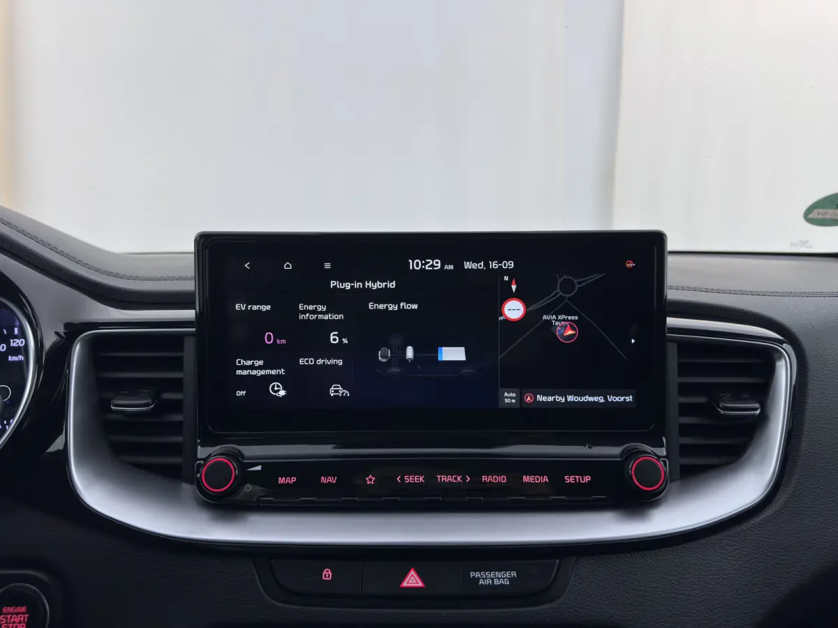 1.6 GDi PHEV DynamicPlusLine (Plug-In) {SoH-97%} (INCL-BTW ) Aut.*LEATHER-FABRIC | FULL-LED | KEYLESS | NAVI-FULLMAP | HEATED-SPORTSEATS | CAMERA | DAB | LANE-ASSIST | ADAPT.CRUISE | PRIVACY