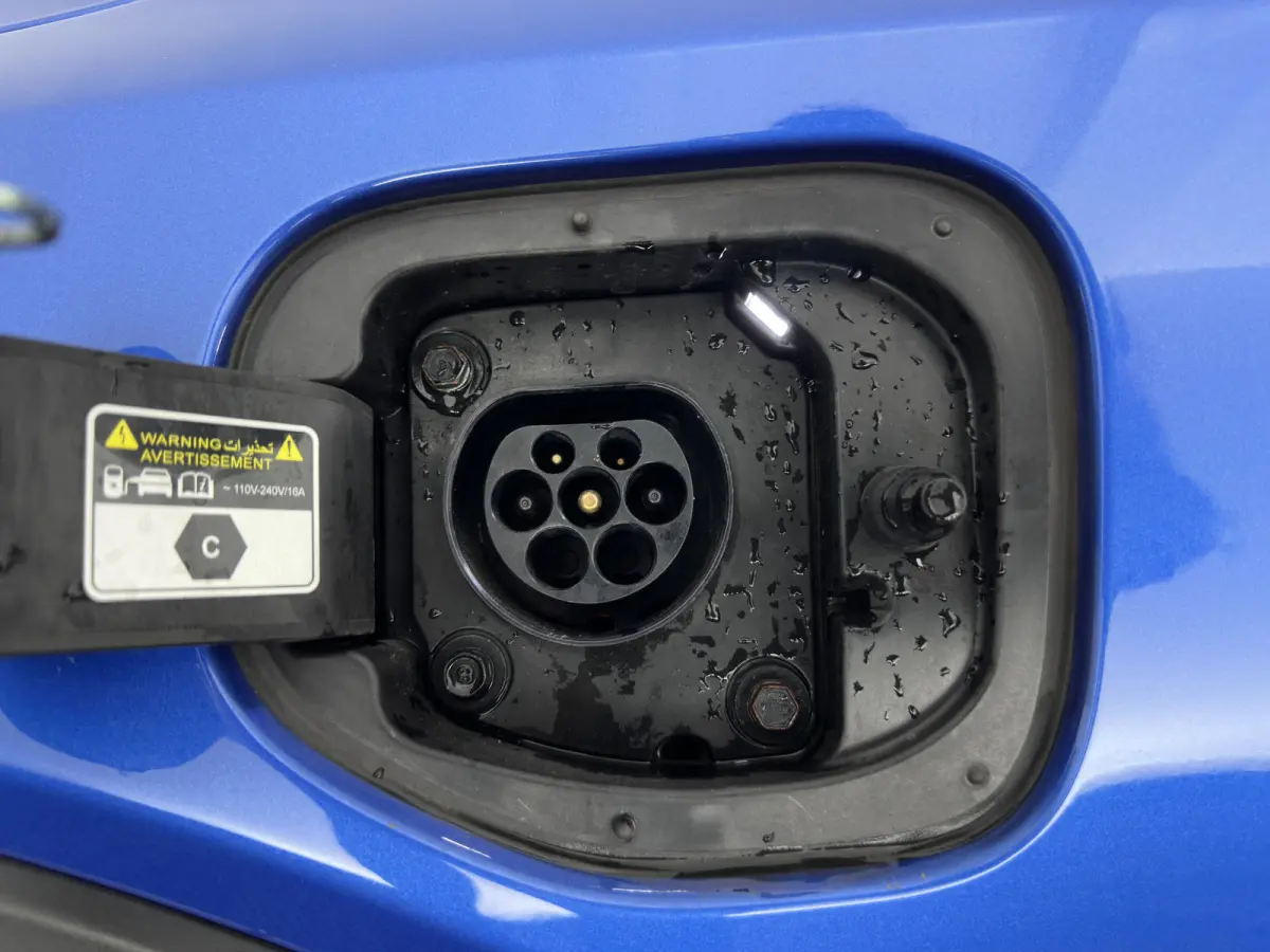 1.6 GDi PHEV DynamicPlusLine (Plug-In) {SoH-97%} (INCL-BTW ) Aut.*LEATHER-FABRIC | FULL-LED | KEYLESS | NAVI-FULLMAP | HEATED-SPORTSEATS | CAMERA | DAB | LANE-ASSIST | ADAPT.CRUISE | PRIVACY