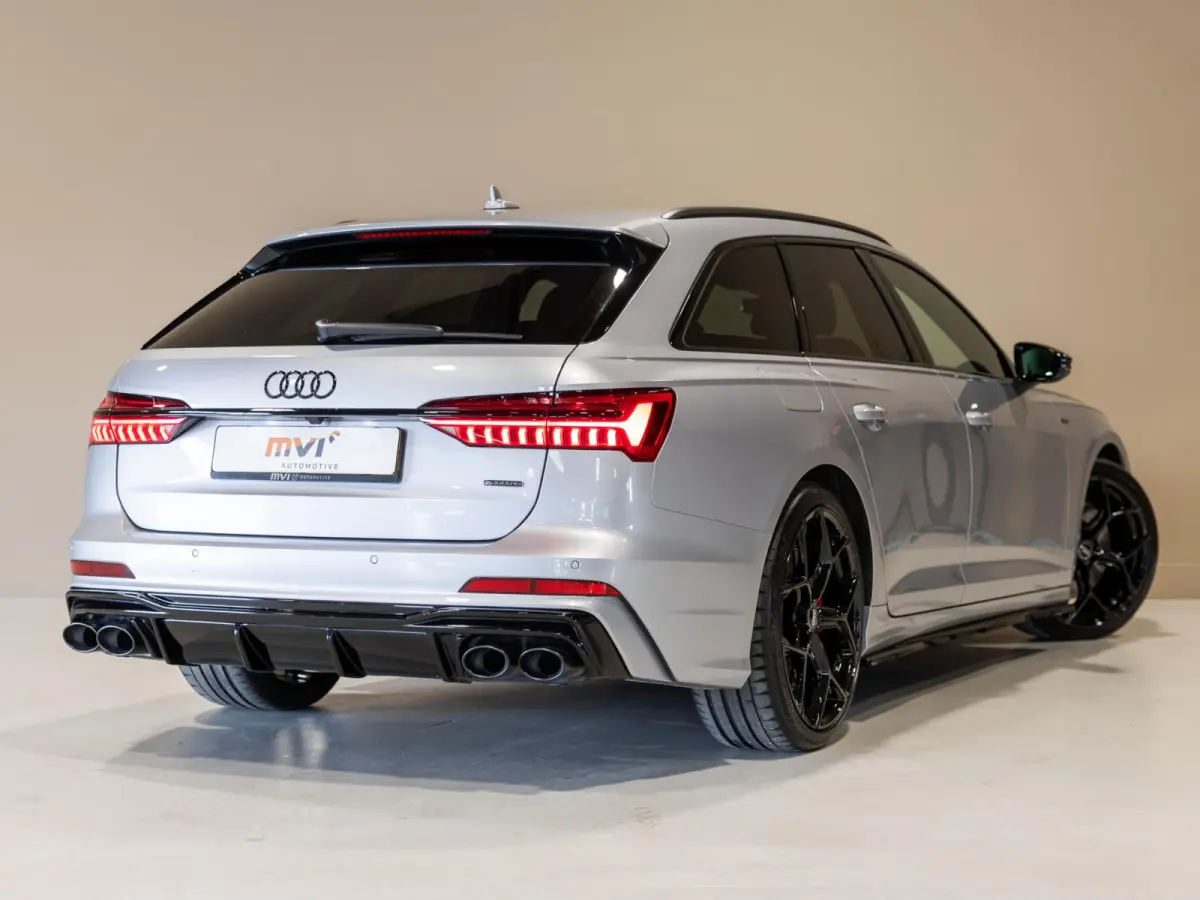 50 TFSI e quattro S-Line edition Competition / 299pk / SOH 98% / Maxton / Matrix LED / Sfeerverlichting / Elektrische stoelverstelling met geheugen /