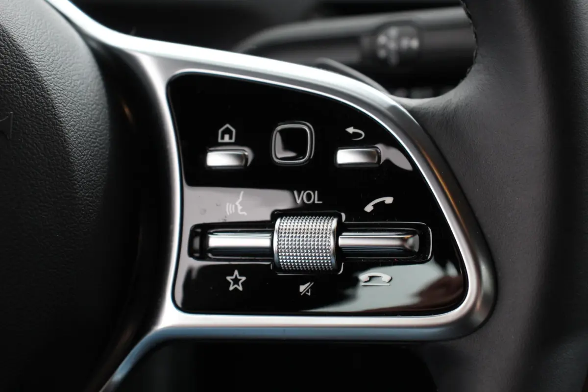 200 Automaat Progressive Navigatie Climate Control Led Trekhaak Stoelverwarming Half Leder Camera