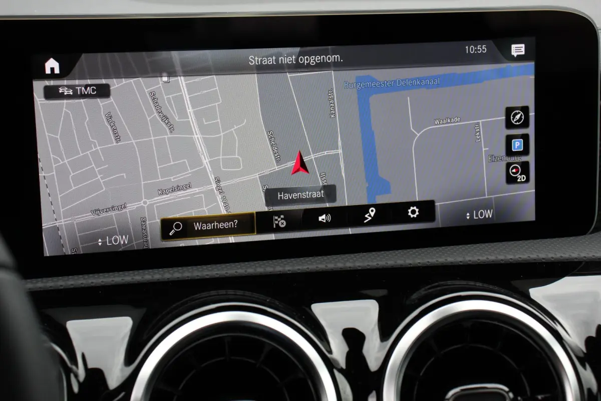 200 Automaat Progressive Navigatie Climate Control Led Trekhaak Stoelverwarming Half Leder Camera