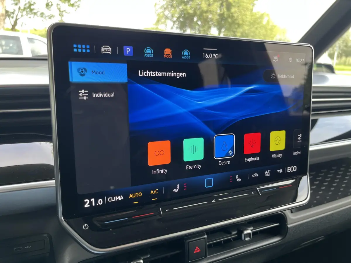 LWB Pro 86kWh 7p (Two-tone,Trekhaak,camera)