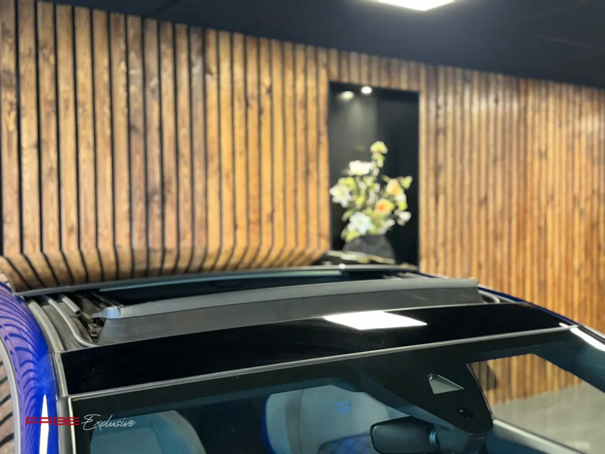 2.0 TSI R 4Motion / H/K / IQ Lights / HUD / Pano / Camera / Stuurverwarming