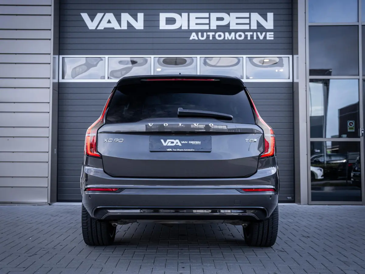 2.0 T8 Plug-in hybrid AWD Plus Dark - HUD l 360cam l ACC l H/Kardon l 21''