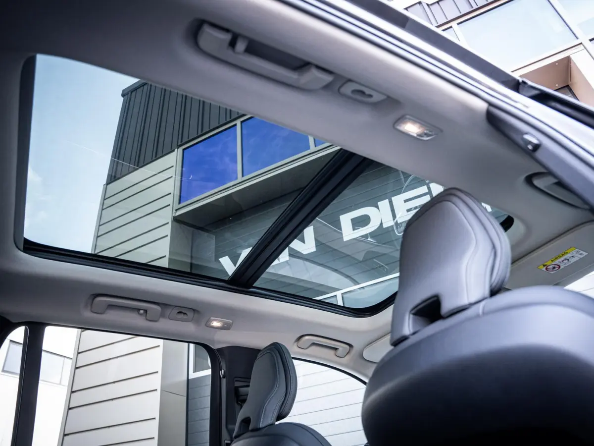 2.0 T8 Plug-in hybrid AWD Plus Dark - HUD l 360cam l ACC l H/Kardon l 21''