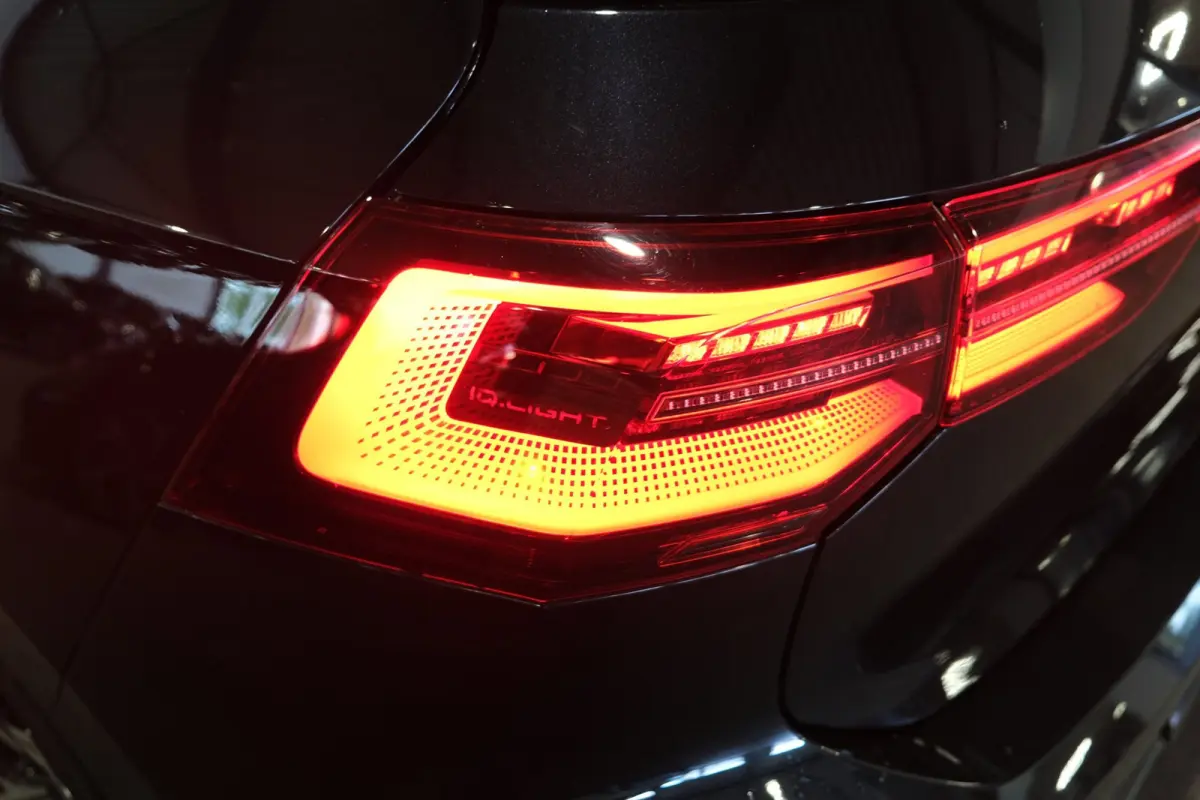 1.5 eTSI DSG Pano Trek IQ Led Pdc Acc Alcantara