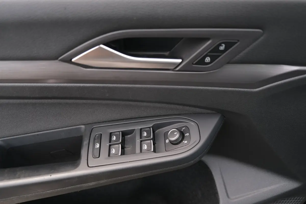 1.5 eTSI DSG Pano Trek IQ Led Pdc Acc Alcantara
